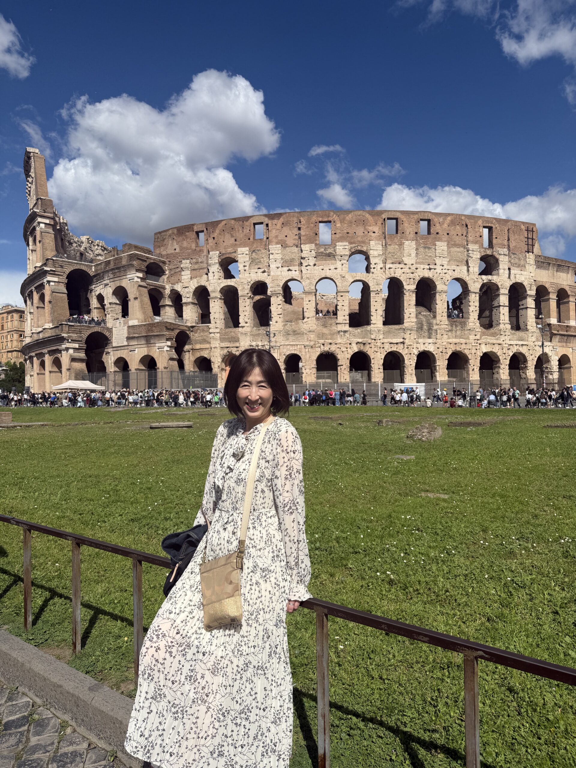 ローマのコロッセオを訪れたあーさん